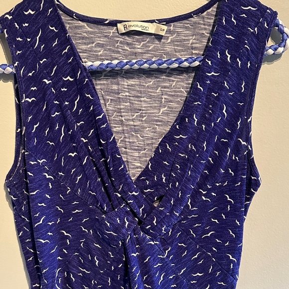 🌸Revolution by Ricki's Blue and White V-Neck Tank Top - Picture 3 of 6